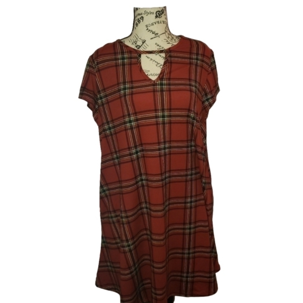 𝅺LARK and Grey Dress